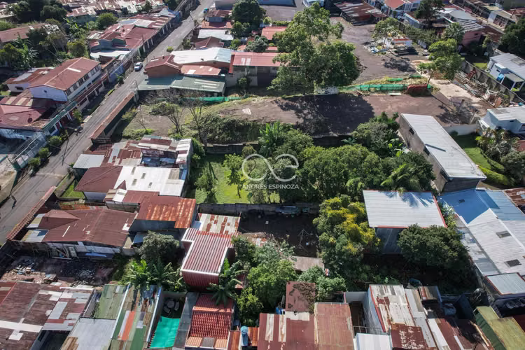 AE ARQUITECTURA | VENTA LOTE USO MIXTO PASO ANCHO AE 1079