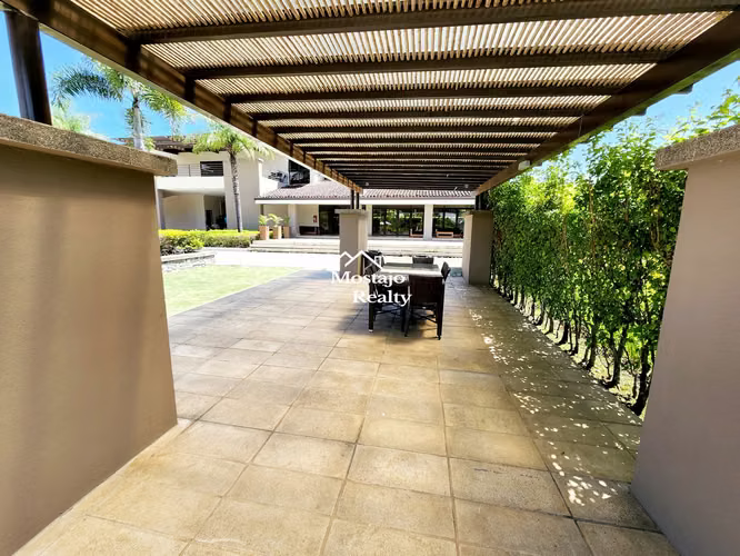 Alquiler de casa esquinera, Condominio Parques del Sol, Santa Ana - Imagen 17