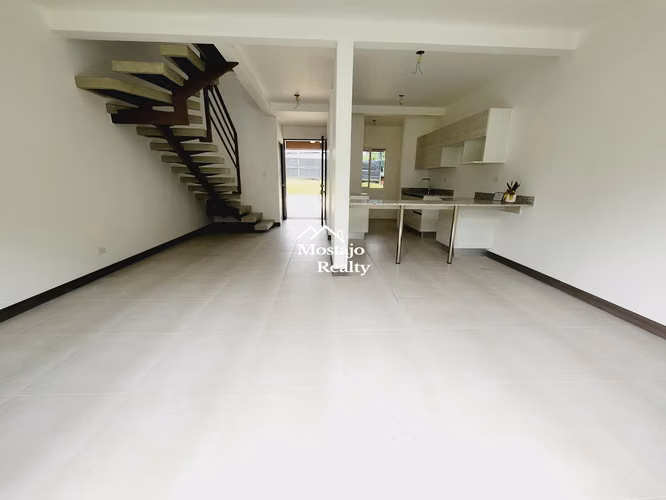 Alquiler de casa moderna en Condominio Caoba, Ciudad Colón - Imagen 3