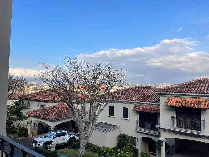 Apartment for Rent in Cerro Alto