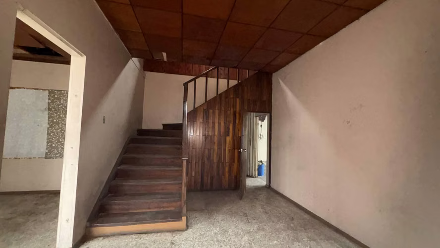 Alquiler de casa, en el centro de Zapote, listo para remodelación!! - Imagen 3
