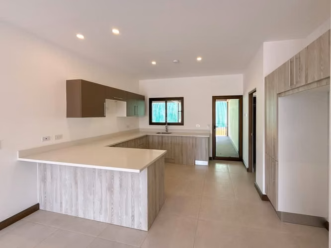 Se Vende Apartamento en el Alto de Las  Palomas, con terrazas y Vistas inigualables