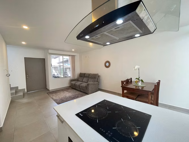 Alquiler Casa en Condominio Santa Ana - Imagen 4