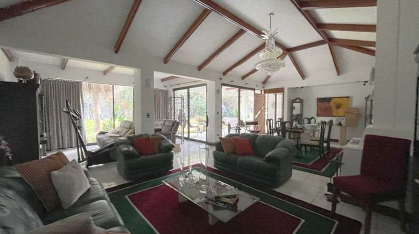 Venta de casa en condominio exclusivo - Heredia - Imagen 6