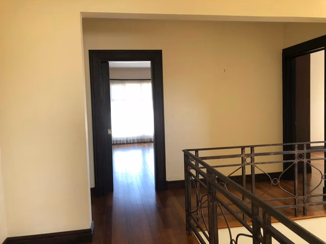 Venta de casa de lujo en condominio en Lomas de Ayarco Sur, Curridabat, 5717