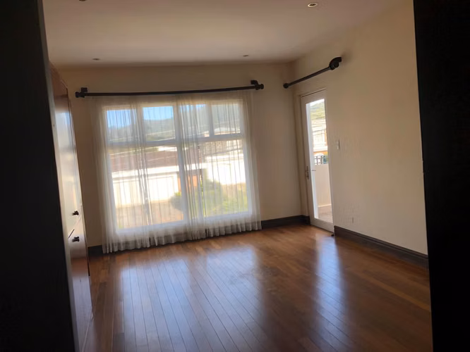 Venta de casa de lujo en condominio en Lomas de Ayarco Sur, Curridabat, 5717
