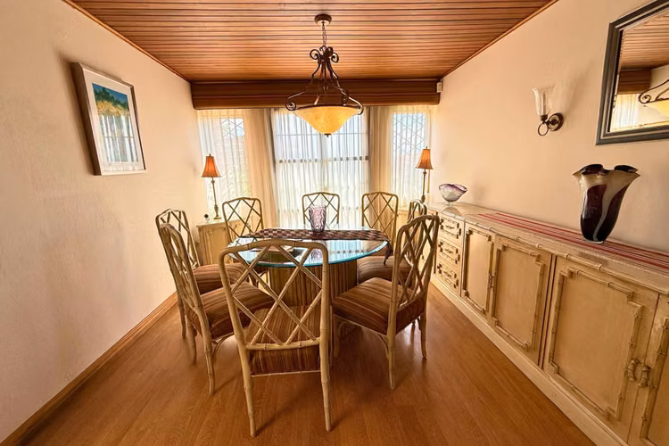 [Venta] Casa, apartamentos y gran lote, Coronado. 3000 metros