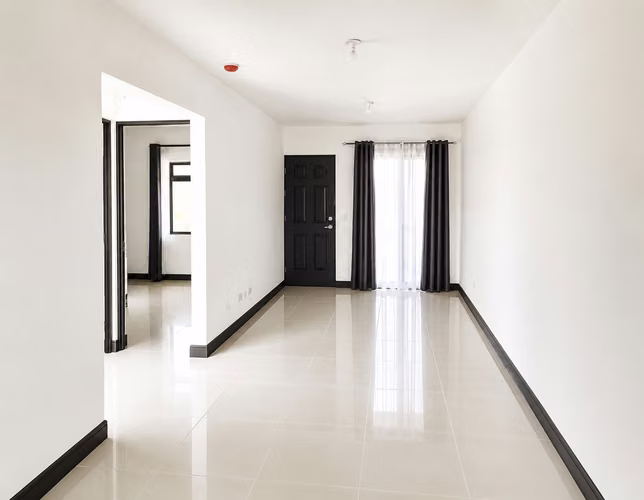 Apartamento en Venta, Torres de Monterrey, Hatillo, por Sagrada Familia, Remate
