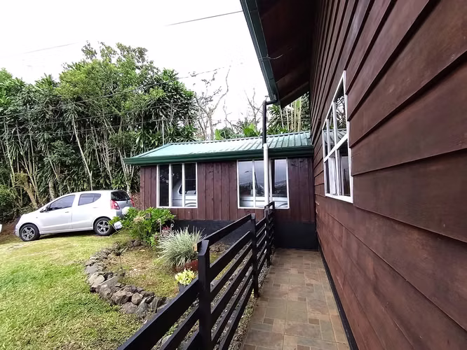 CASA Y CABAÑA,  SAN RAMÓN,CON GRAN ZONA VERDE, SAN RAMÓN, ALAJUELA