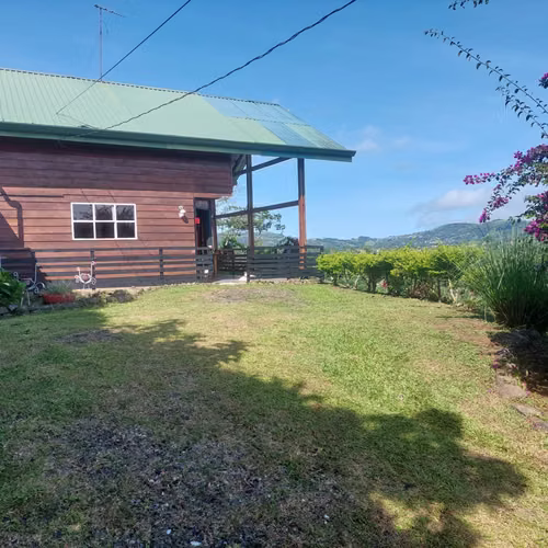 CASA Y CABAÑA,  SAN RAMÓN,CON GRAN ZONA VERDE, SAN RAMÓN, ALAJUELA
