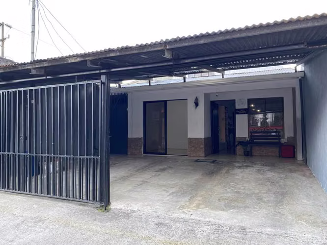 CASA DOBLE PROPOSITO, HOSPITAL DE SAN RAMÓN, ALAJUELA