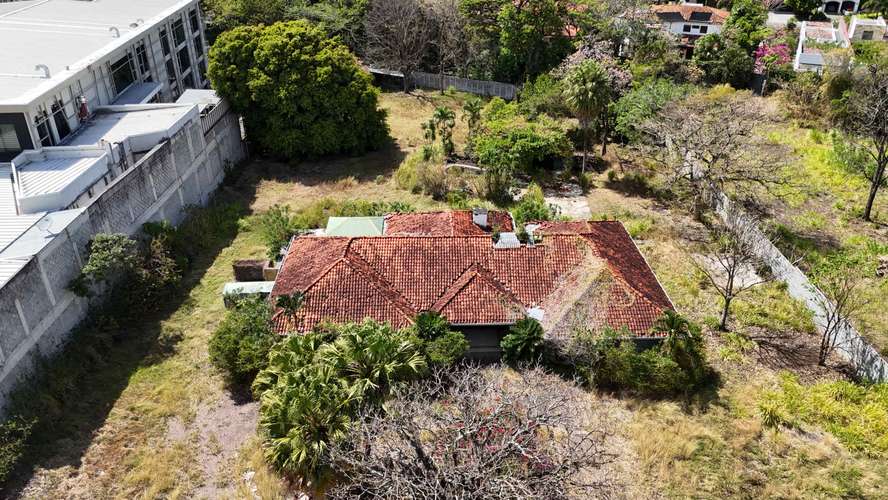 ¡Oportunidad Única de Inversión en Lindora, Santa Ana! - Imagen 9