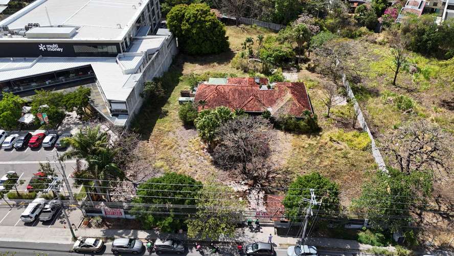 ¡Oportunidad Única de Inversión en Lindora, Santa Ana! - Imagen 8