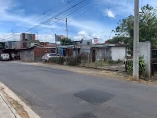 CASA EN ALAJUELA!! VILLA BONITA.
