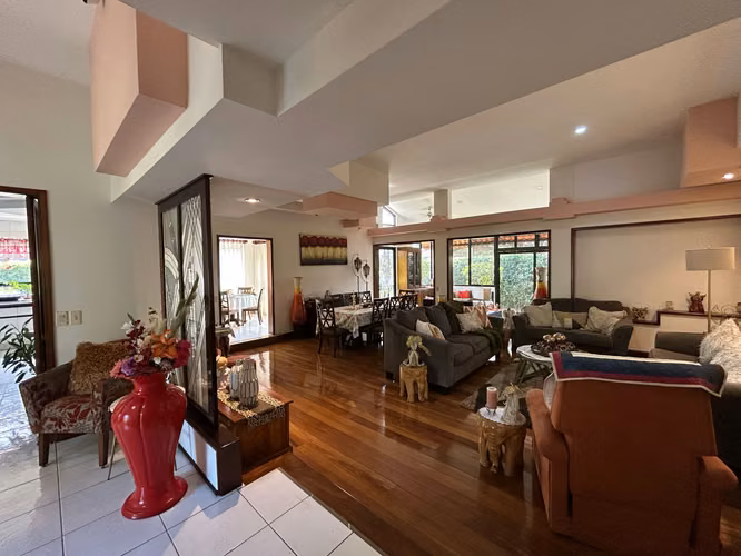 SE VENDE CASA EN CONDOMINIO EXCLUSIVO - LINDORA - SANTA ANA