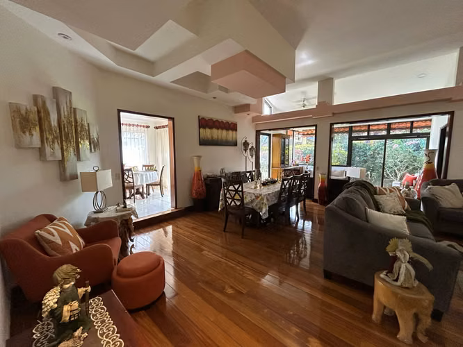 SE VENDE CASA EN CONDOMINIO EXCLUSIVO - LINDORA - SANTA ANA