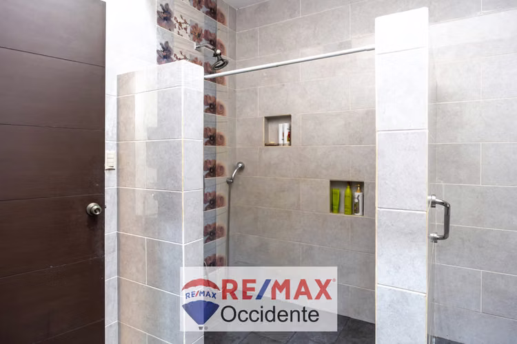 Casa en Venta , Condominio  Grecia