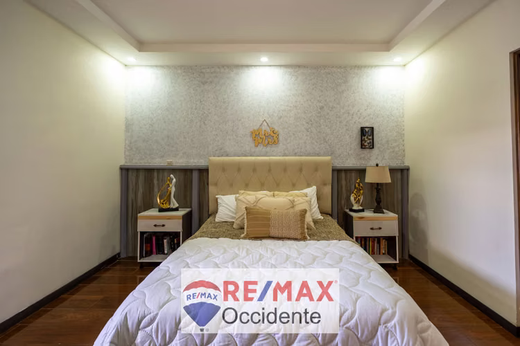 Casa en Venta , Condominio  Grecia