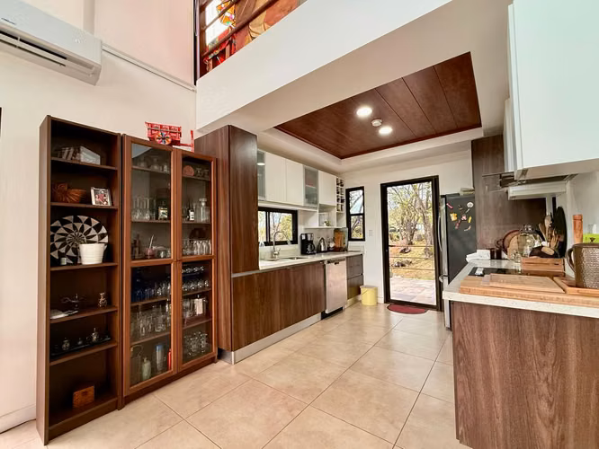 Se Vende Encantadora Casa en Condominio Privado en Orotina - Imagen 6