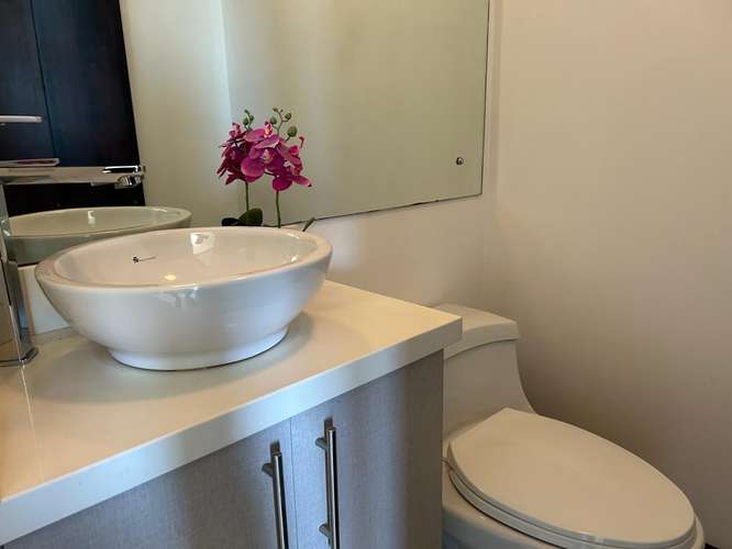 VENTA DE CASA EN GUACHIPELÍN* - Imagen 6