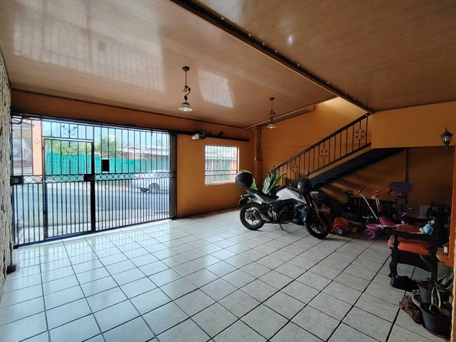Casa + Apartamento con precio negociable San Diego de Tres Ríos AP