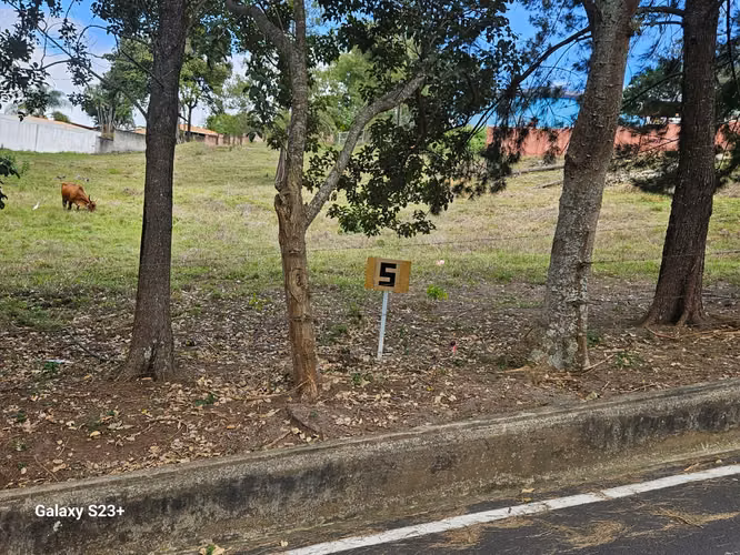 Venta de Lote en Bello Horizonte Escazú uso residencial para segregar - Imagen 3