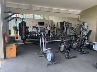 NUEVA 1 PLANTA, CON PISCINA!!! GUACIMA