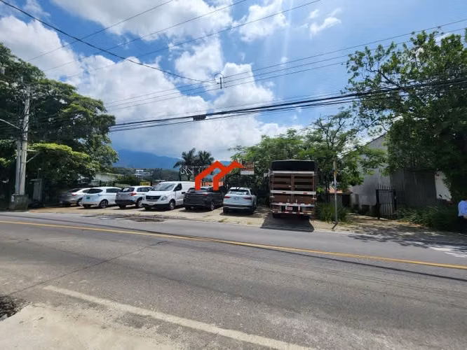 Venta de lote comercial Precio Rebajado San Rafael de Escazú, SOBRE CALLE PRINCIPAL