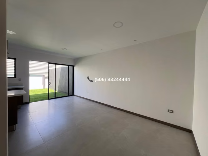 VENTA DE CASA EN CONDOMINIO EN ALAJUELA