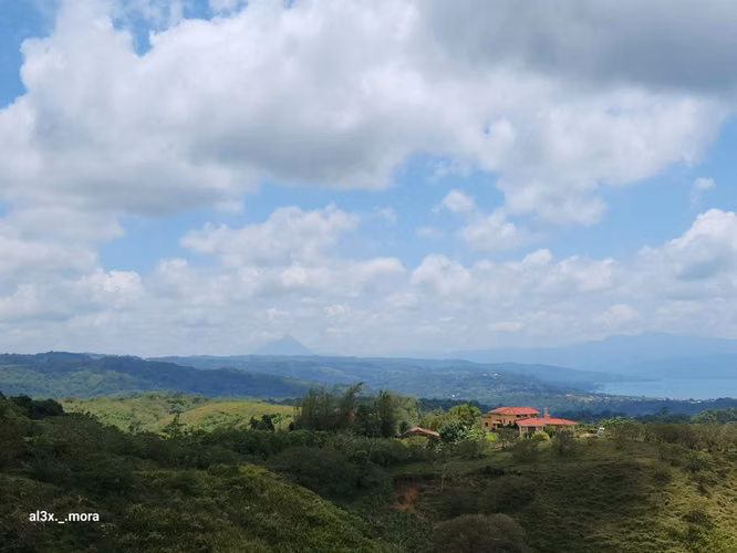 15 Hectáreas con Vista al Lago y Volcán Arenal - Imagen 20