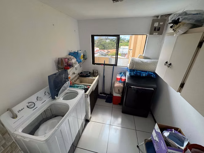 Venta de casa con piscina en Rohrmoser -EU