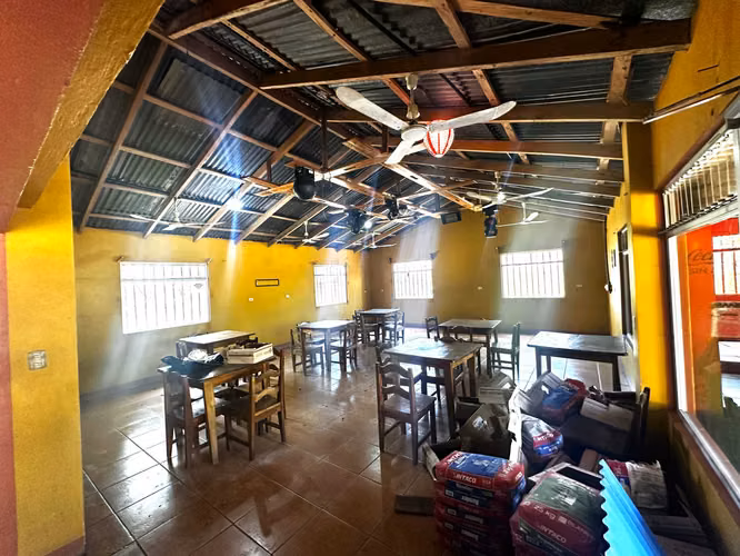 Local comercial en venta en La Cruz, Guanacaste. Ideal para restaurante o bar