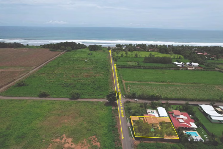 Oportunidad de inversión – Lote 863 m² con piscina. (MV)