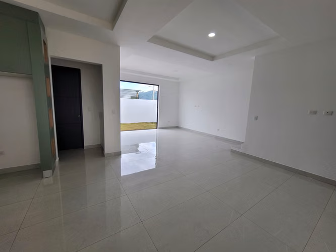 Venta de casa para estrenar en TRES RÍOS id 39655