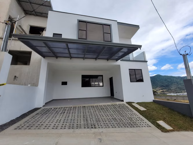 Venta de casa para estrenar en TRES RÍOS id 39655