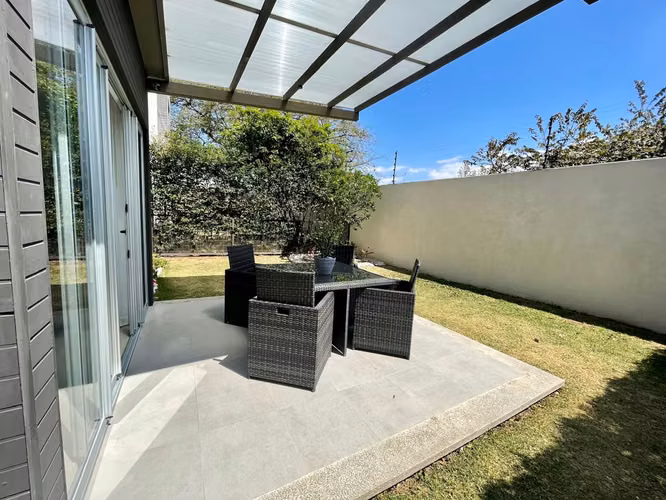ALQUILER / VENTA DE MODERNA CASA EN CONDOMINIO LINDORA - Imagen 5