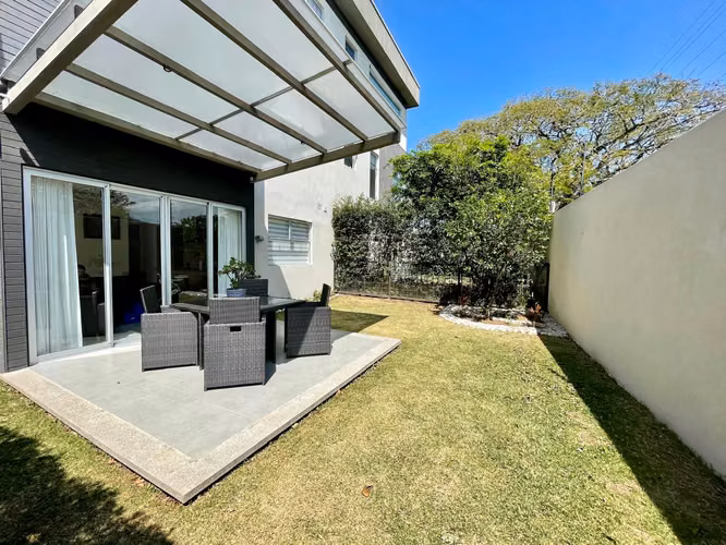 ALQUILER / VENTA DE MODERNA CASA EN CONDOMINIO LINDORA - Imagen 6