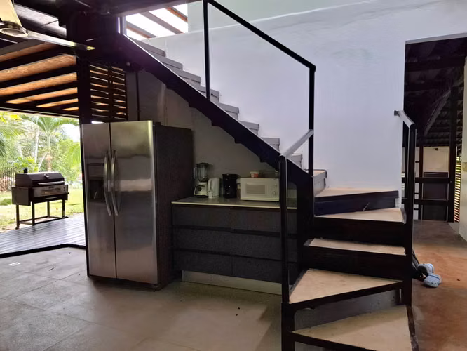 ¡Tu oportunidad en Herradura! Casa para renovar con concepto abierto