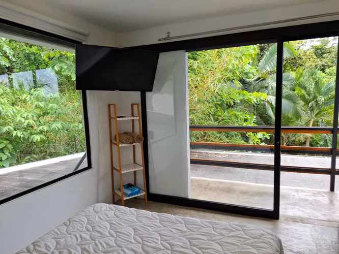 ¡Tu oportunidad en Herradura! Casa para renovar con concepto abierto