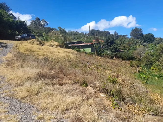 Se vende lote de 622 m² camino a Copey de Dota, con hermosa vista - Imagen 4