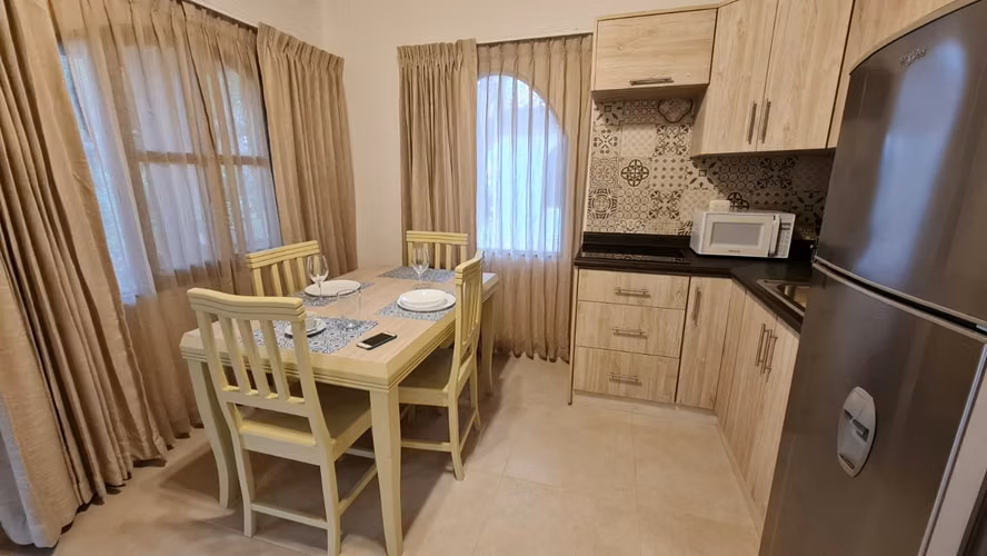 VILLA IBISCO EN ALQUILER PLAYA POTRERO