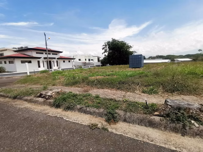 Lote en Residencial Casa de Campo/ Guacima/Alajuela - Imagen 17