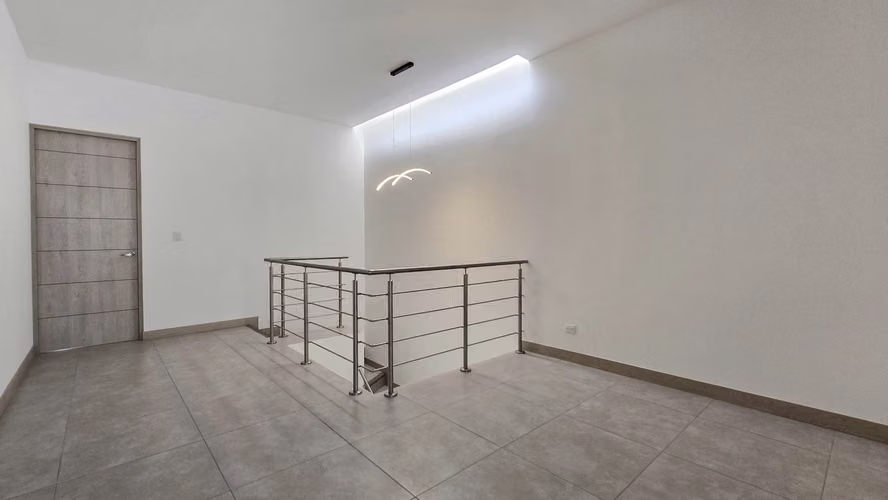 ALQUILER DE CASA MODERNA EN ESCAZÚ* - Imagen 5