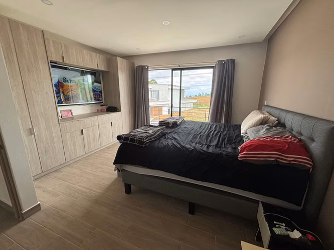 Venta de casa nueva y moderna en condominio en Tres Ríos, 5740