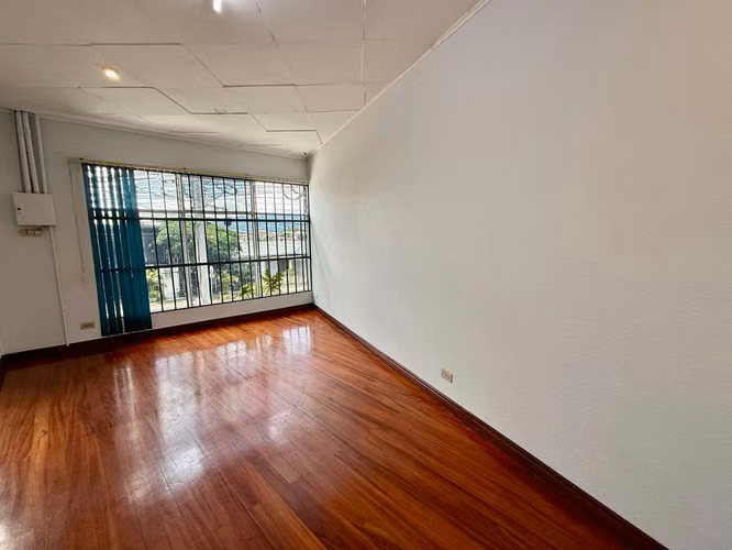 Se alquila Casa/Oficina o Local Comercial Los Yoses