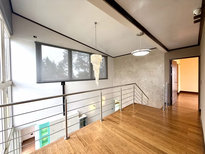 SE VENDE ESPECTACULAR CASA ESTILO FENG SHUI - OREAMUNO - CARTAGO