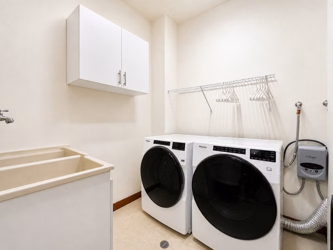 Venta de Casa en Guachipelín, Escazú – Condominio Privado