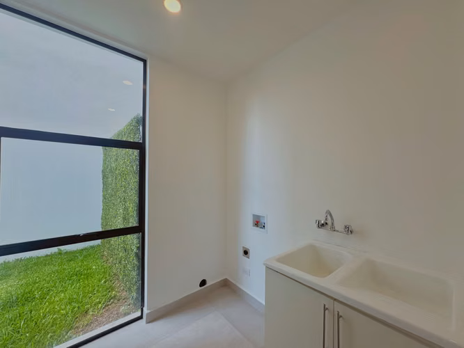 ALQUILER DE CASA ESQUINERA EN CONDOMINIO EN SANTA ANA Código. 9068016 - Imagen 10