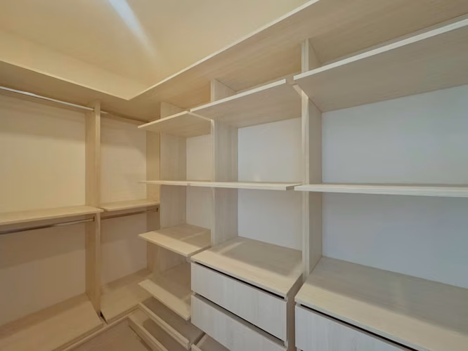 ALQUILER DE CASA ESQUINERA EN CONDOMINIO EN SANTA ANA Código. 9068016 - Imagen 11