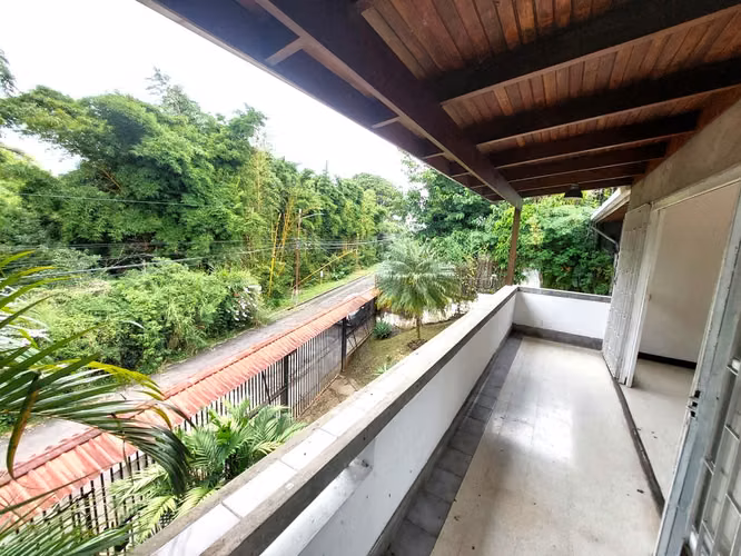 Casa en Venta en Guadalupe con amplio terreno y rancho BBQ – ¡Tu hogar ideal!